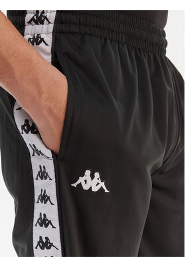 Kappa Szorty sportowe Banda Treadwellz 304KQ20 Czarny Regular Fit. Kolor: czarny. Materiał: syntetyk. Styl: sportowy