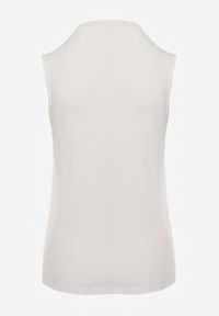 Born2be - Biała Gładka Bluzka Bez Rękawów z Półgolfem Nedivra. Okazja: na co dzień, na spotkanie biznesowe, do pracy. Kolor: biały. Materiał: poliester, elastan, materiał, jeans. Długość rękawa: bez rękawów. Wzór: gładki. Styl: casual, biznesowy, elegancki, klasyczny #6