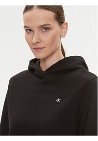 Calvin Klein Jeans Bluza Embro Badge J20J223227 Czarny Regular Fit. Kolor: czarny. Materiał: bawełna