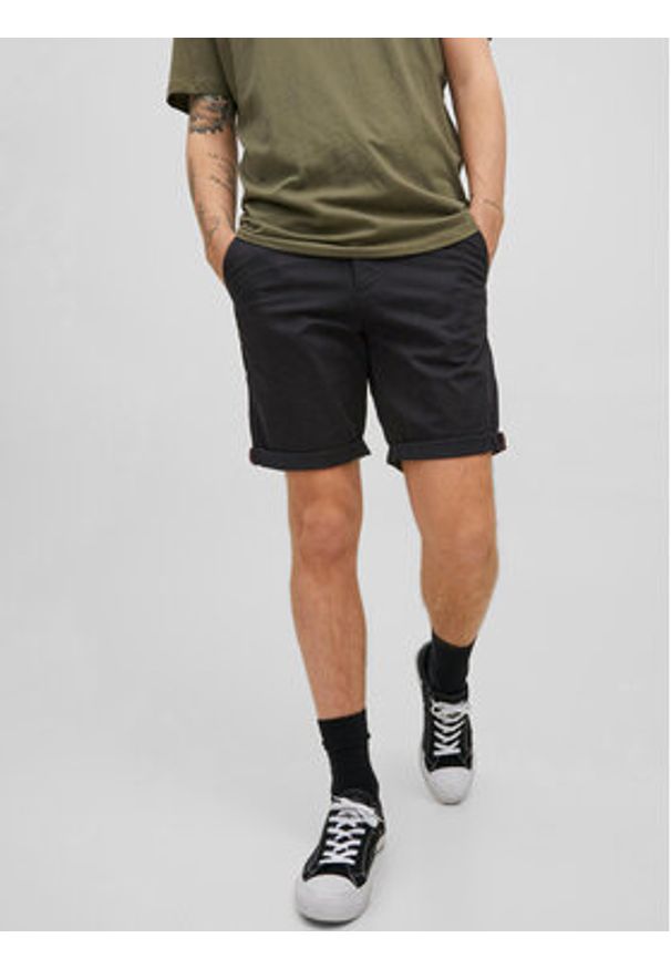 Jack & Jones - Jack&Jones Szorty materiałowe Bowie 12165604 Czarny Regular Fit. Kolor: czarny. Materiał: bawełna, materiał