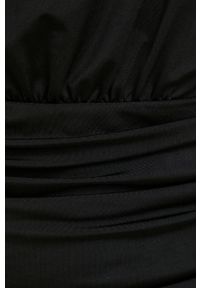 Answear Lab sukienka kolor czarny mini dopasowana. Kolor: czarny. Materiał: dzianina. Typ sukienki: dopasowane. Styl: wakacyjny. Długość: mini #5