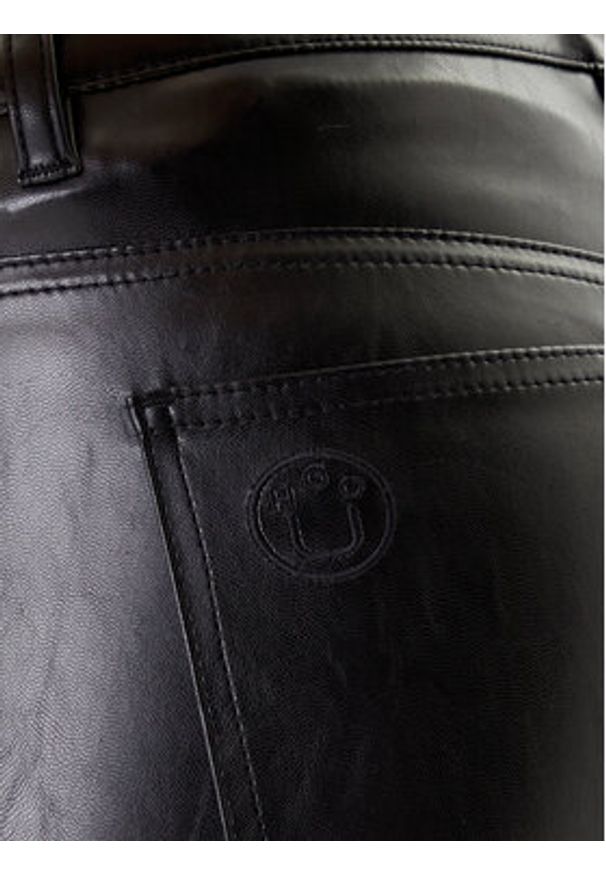 Hugo - HUGO Spodnie z imitacji skóry Hableu-1 50542417 Czarny Slim Fit. Kolor: czarny. Materiał: skóra
