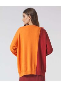 Manila Grace - MANILA GRACE - Dwukolorowy sweter z frędzlami. Kolor: czerwony. Materiał: prążkowany #3
