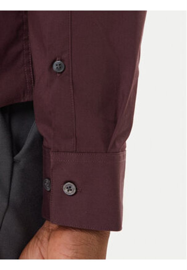 Calvin Klein Koszula Essentials LV019EU037 Bordowy Slim Fit. Kolor: czerwony. Materiał: bawełna