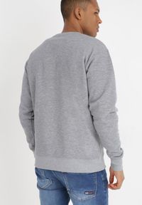 Born2be - Szara Bluza Hypnol. Typ kołnierza: bez kaptura. Kolor: szary. Materiał: jeans, polar, dzianina. Styl: klasyczny #9
