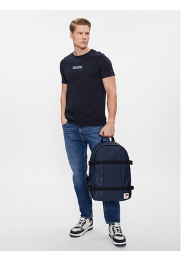 Tommy Jeans Plecak Tjm Daily + Sternum Backpack AM0AM11961 Granatowy. Kolor: niebieski. Materiał: skóra