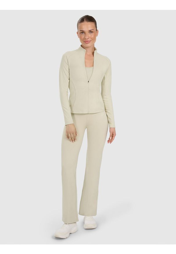 4f - 4F Spodnie treningowe szybkoschnące z prostymi nogawkami damskie - beżowe XS. Kolor: beżowy. Materiał: tkanina, syntetyk, materiał. Sport: fitness