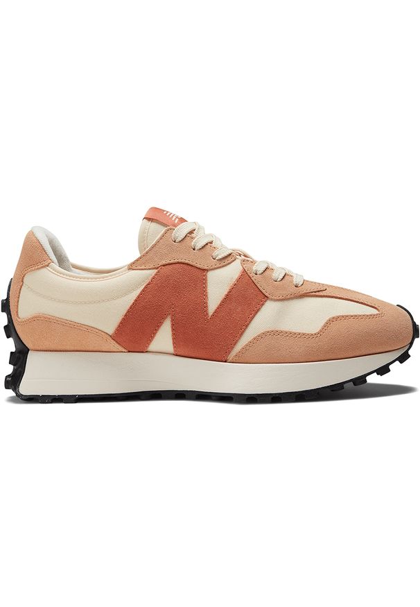 Buty New Balance MS327WC – pomarańczowe. Okazja: na co dzień. Kolor: pomarańczowy. Materiał: skóra, guma, zamsz. Szerokość cholewki: normalna. Wzór: nadruk