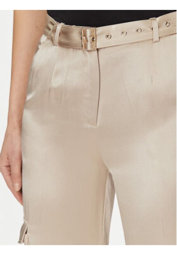Marciano Guess Spodnie materiałowe 5RGB06 7248A Beżowy Regular Fit. Kolor: beżowy. Materiał: wiskoza