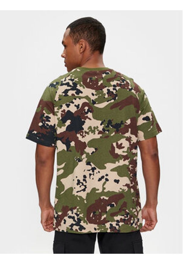 Adidas - adidas T-Shirt Camo IS0215 Zielony Regular Fit. Kolor: zielony. Materiał: bawełna