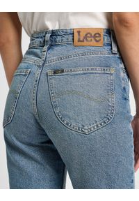 Lee - LEE DAMSKIE SPODNIE JEANSOWE CAROL NOSTALGIA DENIM 112360027 L30U016287