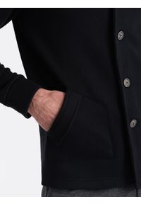 Ombre Clothing - Męska bluza zapinana na guziki ze stójką casual - czarna V6 OM-SSZP-0171 - XL. Okazja: na co dzień. Typ kołnierza: kołnierzyk stójkowy. Kolor: czarny. Materiał: bawełna, poliester. Styl: casual #6