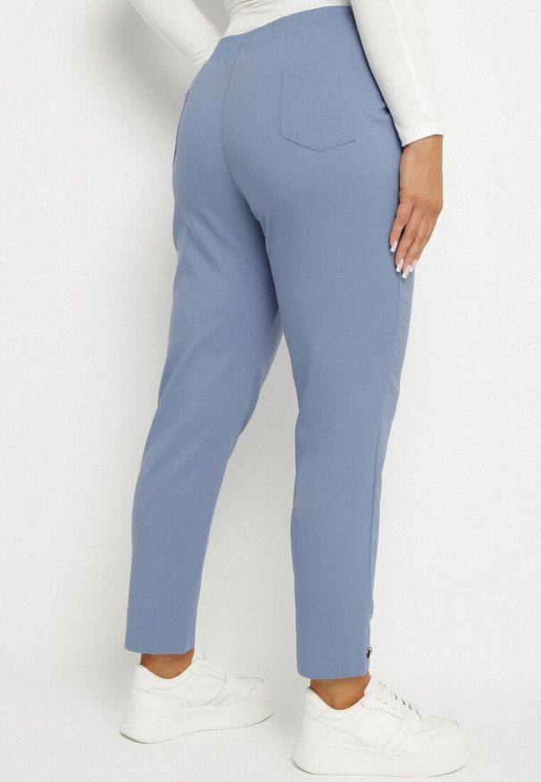 Born2be - Niebieskie Spodnie z Wiskozą z Gumką w Talii i Aplikacjami przy Nogawkach Stellorie. Okazja: na co dzień. Kolekcja: plus size. Kolor: niebieski. Materiał: wiskoza. Wzór: aplikacja. Styl: elegancki, casual