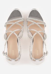 Renee - Srebrne Sandały VICES na Szpilce z Cyrkoniowymi Paskami Bornome. Okazja: na imprezę. Zapięcie: pasek. Kolor: srebrny. Wzór: paski. Obcas: na szpilce. Styl: elegancki #8