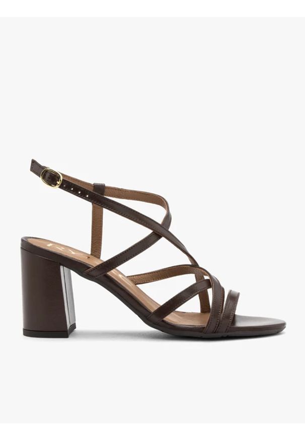 Ryłko - Czekoladowe sandały damskie na obcasie. Okazja: na co dzień. Zapięcie: sprzączka. Kolor: brązowy. Materiał: skóra. Obcas: na obcasie. Styl: casual, street. Wysokość obcasa: średni