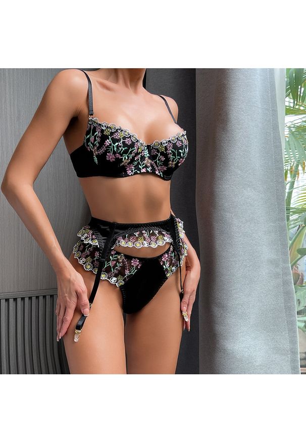 Intica - Komplet bielizny z wyszywanymi detalami Gesche. Kolor: wielokolorowy. Materiał: tkanina