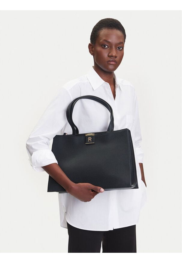TOMMY HILFIGER - Tommy Hilfiger Torebka Th Her Tote AW0AW17191 Czarny. Kolor: czarny. Materiał: skórzane