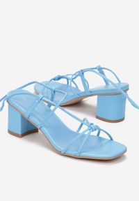 Renee - Granatowe Sandały Rhodike. Nosek buta: otwarty. Kolor: niebieski. Wzór: gładki, jednolity, aplikacja. Sezon: lato. Obcas: na słupku