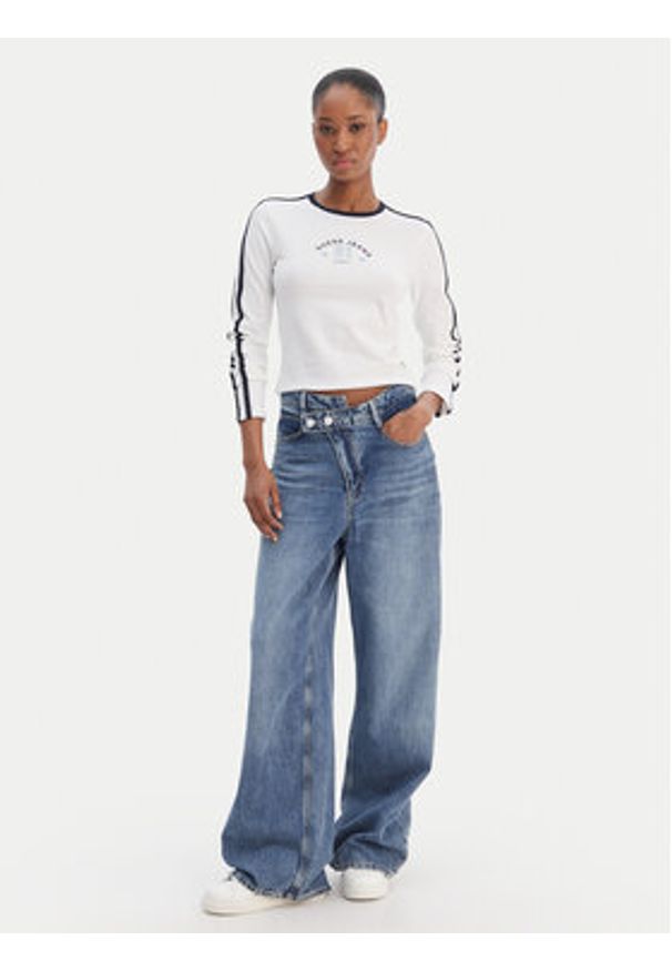 Guess Jeans Bluzka W6RI17 J1314 Biały Regular Fit. Kolor: biały. Materiał: bawełna