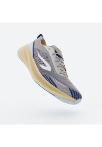 KIPRUN - Buty do biegania damskie Kiprun Cushion 500. Kolor: biały, wielokolorowy, beżowy. Szerokość cholewki: normalna