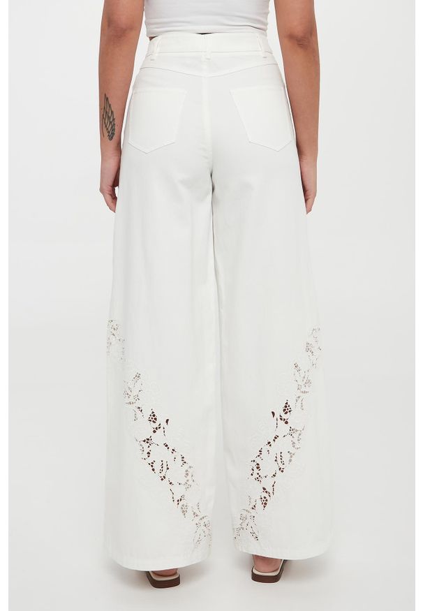 Twinset Milano - Jeansy damskie z haftem TWINSET. Wzór: haft