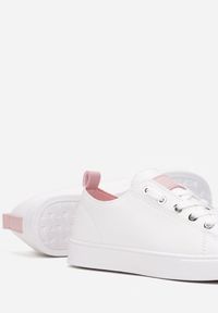 Born2be - Biało-Różowe Sneakersy Meaminu. Okazja: na co dzień. Kolor: biały. Materiał: skóra ekologiczna. Szerokość cholewki: normalna