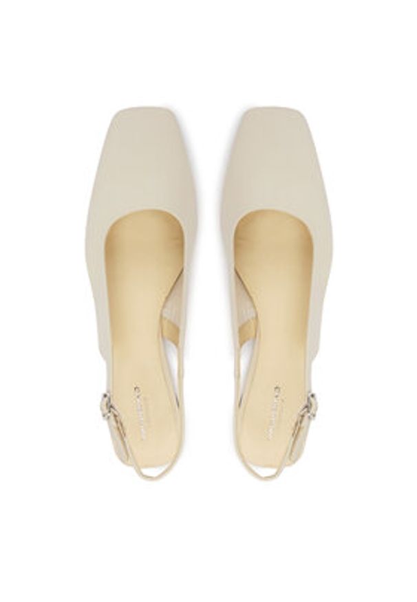 Vagabond Shoemakers Baleriny Delia 5907-201-02 Écru. Kolor: kremowy. Materiał: skóra