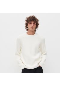 Reserved - Klasyczny sweter - Biały. Kolor: biały. Styl: klasyczny #1