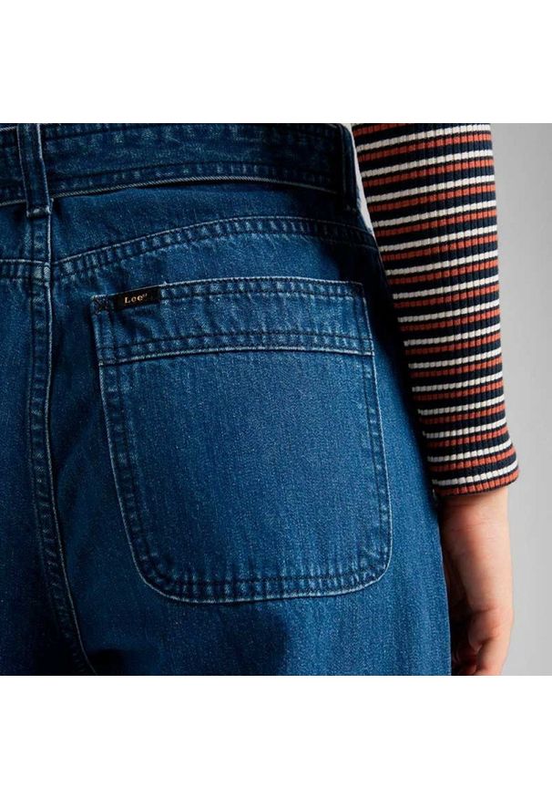 Lee - LEE BELTED HIGH WAIST STRAIGHT DAMSKIE SPODNIE JEANSOWE L30ZKEGT 112106903. Stan: podwyższony