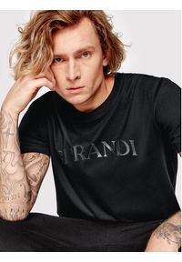 Sprandi T-Shirt SP22-TSM541 Czarny Regular Fit. Kolor: czarny. Materiał: bawełna