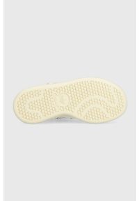 adidas Originals sneakersy dziecięce Stan Smith kolor biały. Nosek buta: okrągły. Zapięcie: sznurówki. Kolor: biały. Materiał: guma. Model: Adidas Stan Smith #3