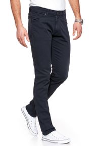 Wrangler - WRANGLER SPODNIE MĘSKIE LARSTON NAVY WASHED W18SHD49I. Materiał: materiał #3