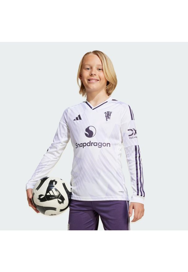 Adidas - Koszulka Manchester United 25/26 Long Sleeve Away Jersey. Kolor: biały. Materiał: jersey. Długość rękawa: długi rękaw. Sport: piłka nożna