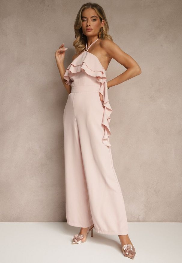 Renee - Różowy Asymetryczny Kombinezon Ozdobiony Metaliczną Aplikacją Tilfina. Okazja: na imprezę. Kolor: różowy. Wzór: aplikacja