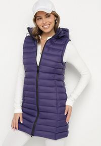 Born2be - Ciemnofioletowa Kamizelka Pikowana o Dłuższym Fasonie z Kapturem Vitilie. Okazja: na co dzień. Typ kołnierza: kaptur. Kolor: fioletowy. Materiał: jeans. Długość: długie. Styl: casual, elegancki #1