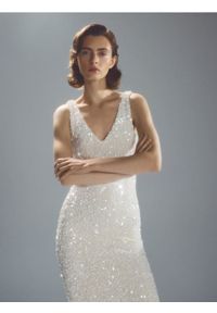 Reserved - Sukienka z cekinami - kremowy. Kolor: kremowy. Materiał: dzianina #1