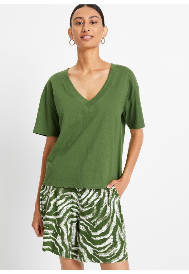 bonprix - Shirt oversize z czystej bawełny organicznej. Typ kołnierza: dekolt w serek. Kolor: zielony. Materiał: bawełna