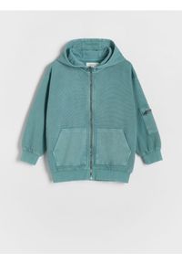 Reserved - Bluza oversize z kapturem - morski. Typ kołnierza: kaptur. Kolor: morski. Materiał: dzianina, bawełna #1