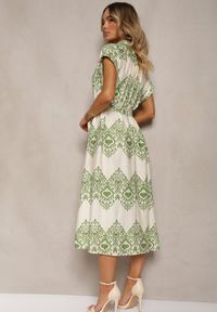 Renee - Zielono-Beżowa Sukienka Boho na Guziki z Wiskozą Ozdobiona Paskiem Mosofia. Okazja: na co dzień. Kolor: zielony. Materiał: wiskoza. Wzór: aplikacja. Sezon: lato. Typ sukienki: proste. Styl: boho #4