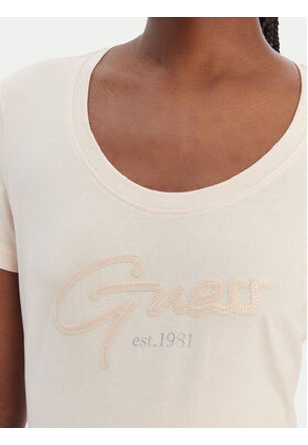 Guess T-Shirt W6GI14 K3033 Pomarańczowy Regular Fit. Kolor: pomarańczowy. Materiał: bawełna