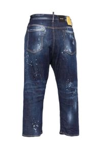 DSQUARED2 - Jeansy z przetarciami o krótkim kroju. Kolor: niebieski. Długość: krótkie. Wzór: aplikacja #2