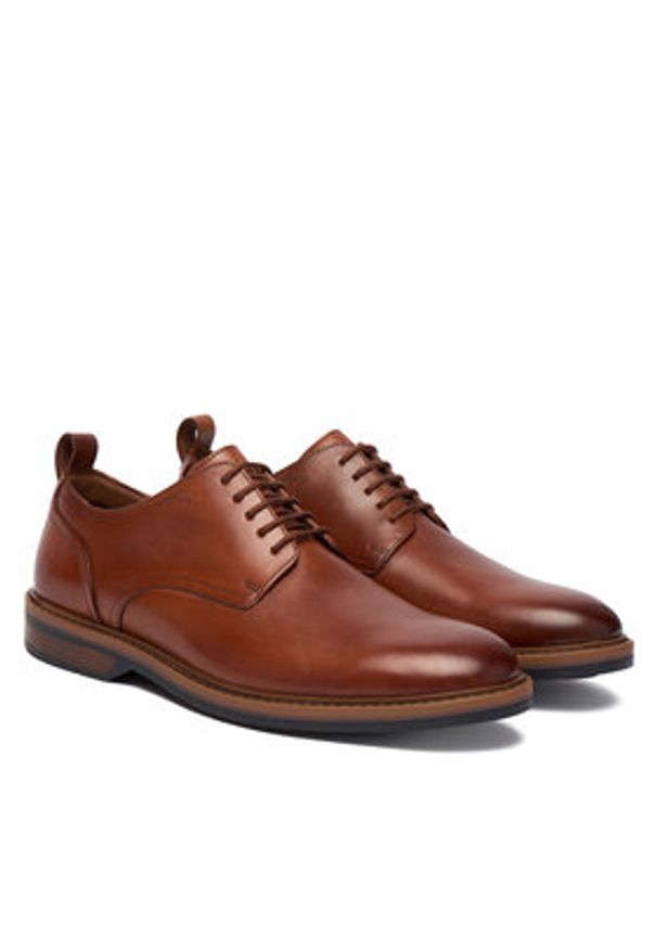 Clarks Półbuty Aldwin Lace 26183252 Brązowy. Kolor: brązowy. Materiał: skóra