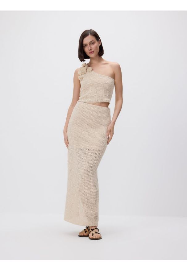 Reserved - Dzianinowa spódnica midi - beżowy. Kolor: beżowy. Materiał: dzianina