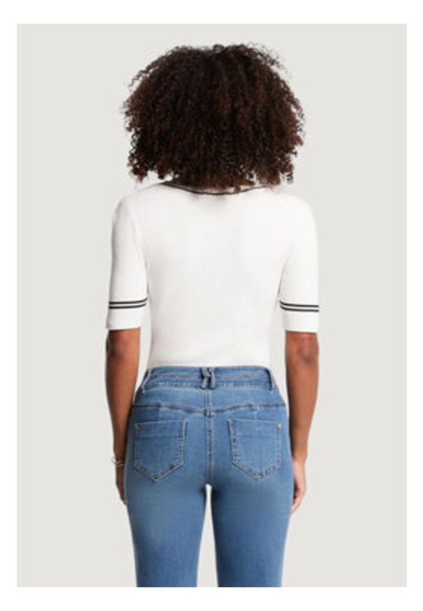 Morgan Bluzka 261-MIREN Biały Slim Fit. Kolor: biały. Materiał: wiskoza