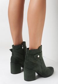 Born2be - Zielone Botki na Słupku z Paskiem Phaenale. Wysokość cholewki: za kostkę. Zapięcie: pasek. Kolor: zielony. Materiał: zamsz. Szerokość cholewki: normalna. Wzór: jednolity. Obcas: na słupku. Styl: elegancki #3