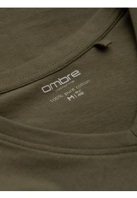 Ombre Clothing - Zestaw longsleeve męski V-NECK - mix 2-pak V5 Z41 - XXL. Okazja: na co dzień. Kolor: beżowy. Materiał: bawełna, materiał, skóra, tkanina. Długość rękawa: długi rękaw. Długość: długie. Wzór: gładki, jednolity. Styl: wizytowy, klasyczny, casual
