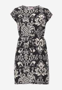 Born2be - Czarna Pudełkowa Sukienka z Wiskozy w Stylu Casual z Wiązanym Paskiem Tepena. Okazja: na co dzień. Kolekcja: plus size. Kolor: czarny. Materiał: wiskoza. Sezon: lato. Typ sukienki: proste. Styl: casual #3
