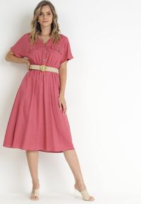 Born2be - Ciemnoróżowa Bawełniana Sukienka Midi z Gumką w Pasie i Paskiem z Klamerką Daylia. Kolor: różowy. Materiał: bawełna. Sezon: wiosna, lato. Długość: midi #5