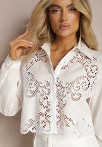 Renee - Biała Krótka Koszula z Bawełny Ozdobiona Ażurowymi Wstawkami Nunora. Kolor: biały. Materiał: bawełna. Długość: krótkie. Wzór: aplikacja, ażurowy. Sezon: lato