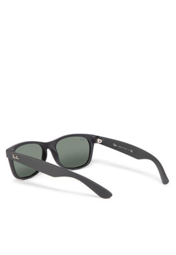 Ray-Ban Okulary przeciwsłoneczne New Wayfarer 0RB2132 622 Czarny. Kolor: czarny. Materiał: syntetyk